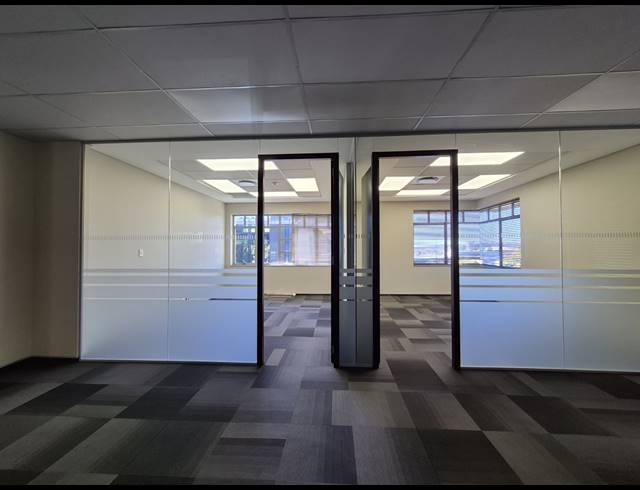 1,012M² OFFICE TO LET IN ILLOVO